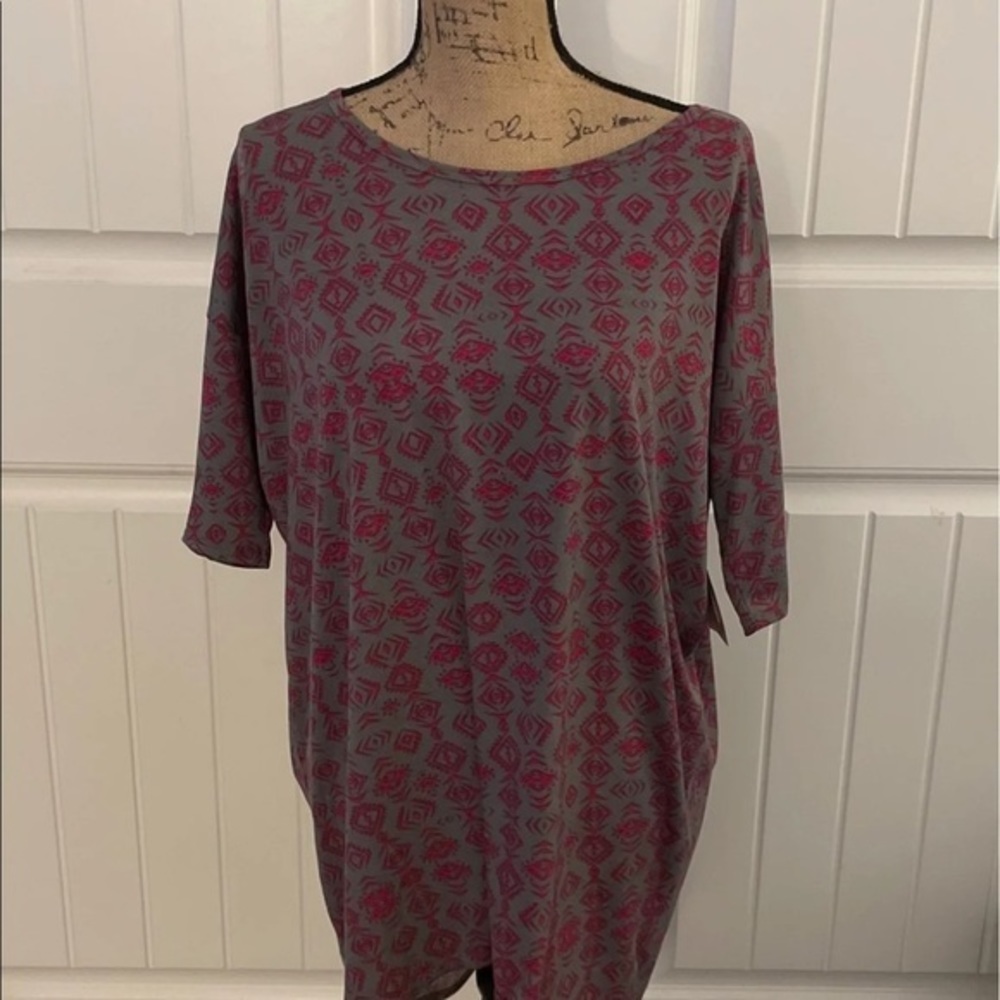 Lularoe‎ Irma - Picture 2 of 6